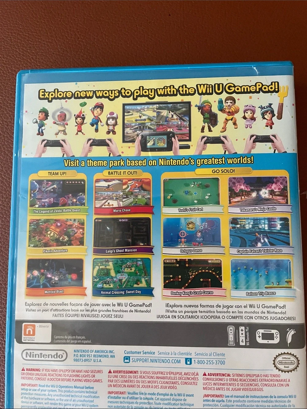 Nintendo Land Wii U - Blue Case with Colorful Cover Art